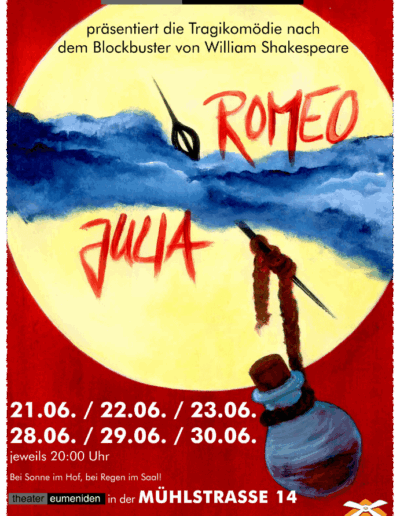 Ein Wolkenstrom durchzieht das Bild von links nach rechts vor einem Vollmond auf blutrotem Grund. Aus dem Wolkenstrom ragen die Zeiger einer Uhr. Am unteren Zeiger hängt in einem Fläschchen mit Korken der Gifttrank.